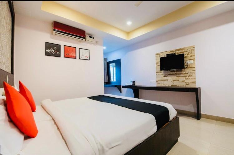 Seasons Residency Hotel Bangalore Exterior photo